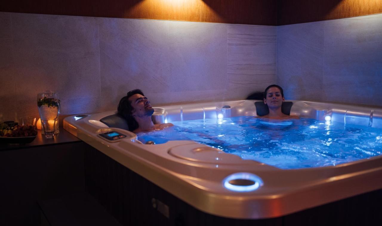 Hôtel Wellness Relax - Luxusni à Prague Extérieur photo
